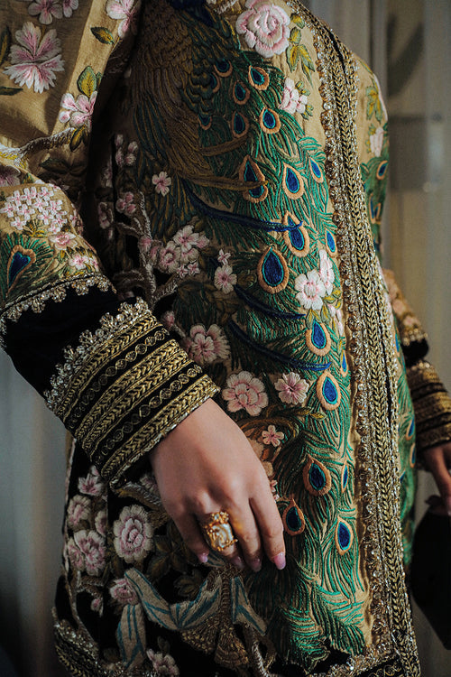 Saira Rizwan | Riona Luxury Formals | Aura - Pakistani Designer Dress - by Saira Rizwan | Type: Formal - 100% Original at Saira Sultan