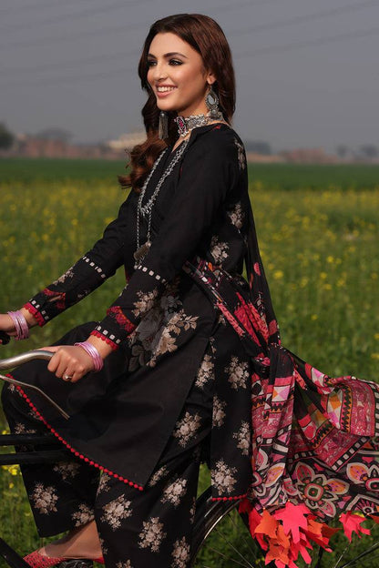 Charizma | Signature Print Vol 1 | SP4-01 - Pakistani Designer Dress - by Charizma | Type: Luxury - 100% Original at Saira Sultan