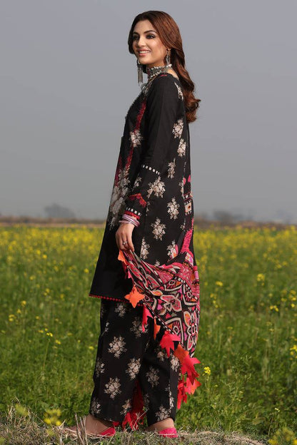 Charizma | Signature Print Vol 1 | SP4-01 - Pakistani Designer Dress - by Charizma | Type: Luxury - 100% Original at Saira Sultan