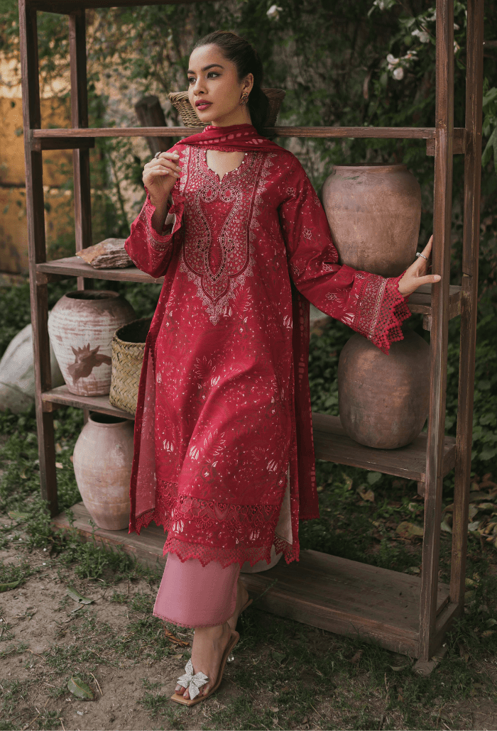 Humdum | Gardenia Lawn | D06 - Pakistani Designer Dress - by HumDum | Type: Luxury - 100% Original at Saira Sultan