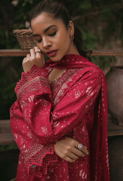 Humdum | Gardenia Lawn | D06 - Pakistani Designer Dress - by HumDum | Type: Luxury - 100% Original at Saira Sultan