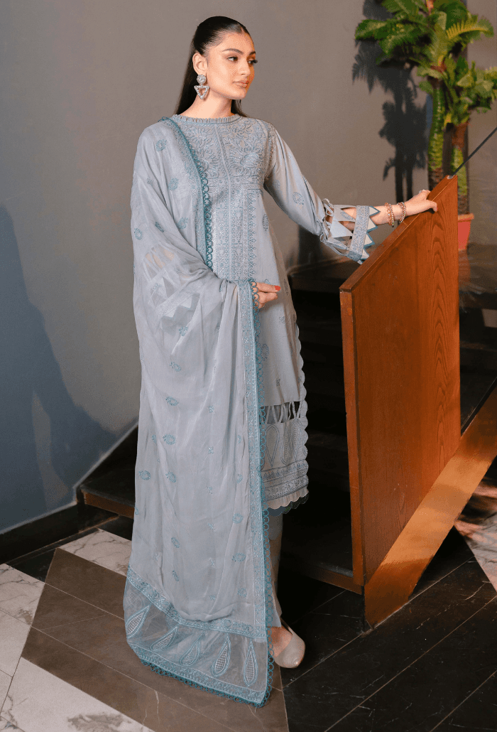 Humdum | Meraki Lawn 24 | d05 - Pakistani Designer Dress - by HumDum | Type: Luxury - 100% Original at Saira Sultan