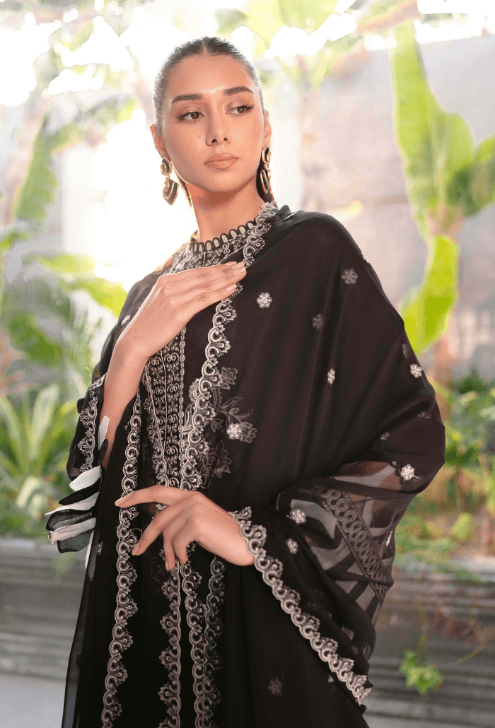 Humdum | Meraki Lawn 24 | d06 - Pakistani Designer Dress - by HumDum | Type: Luxury - 100% Original at Saira Sultan