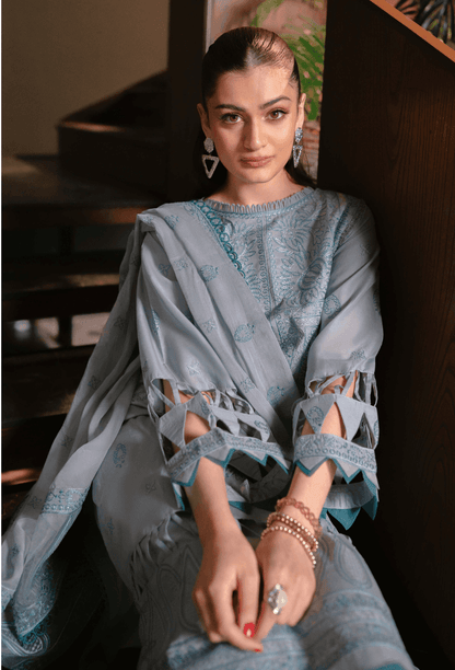 Humdum | Meraki Lawn 24 | d05 - Pakistani Designer Dress - by HumDum | Type: Luxury - 100% Original at Saira Sultan