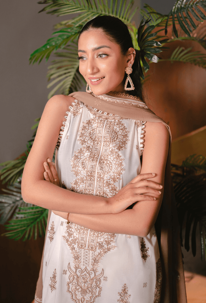 Humdum | Meraki Lawn 24 | d02 - Pakistani Designer Dress - by Humdum | Type: Luxury - 100% Original at Saira Sultan