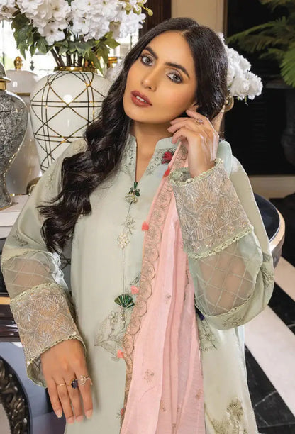 Humdum | Charlotte Chikankari Lawn | D05 - Pakistani Designer Dress - by HumDum | Type: Luxury - 100% Original at Saira Sultan