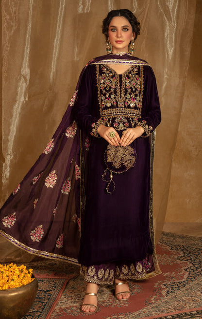 Maya | Raazi Velvet 24 | IBAARAT XS Deep Purple Velvet