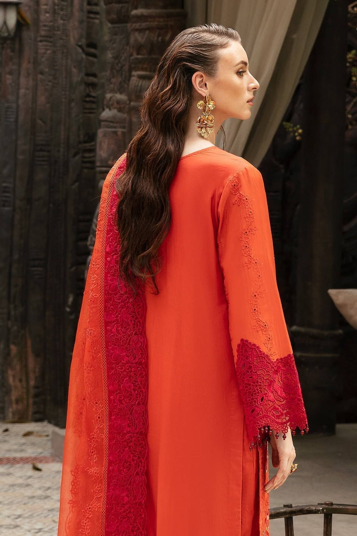 Imrozia Premium | Reve Luxury Lawn | S.L 61 Alizee - Pakistani Designer Dress - by Imrozia Premium | Type: Luxury - 100% Original at Saira Sultan