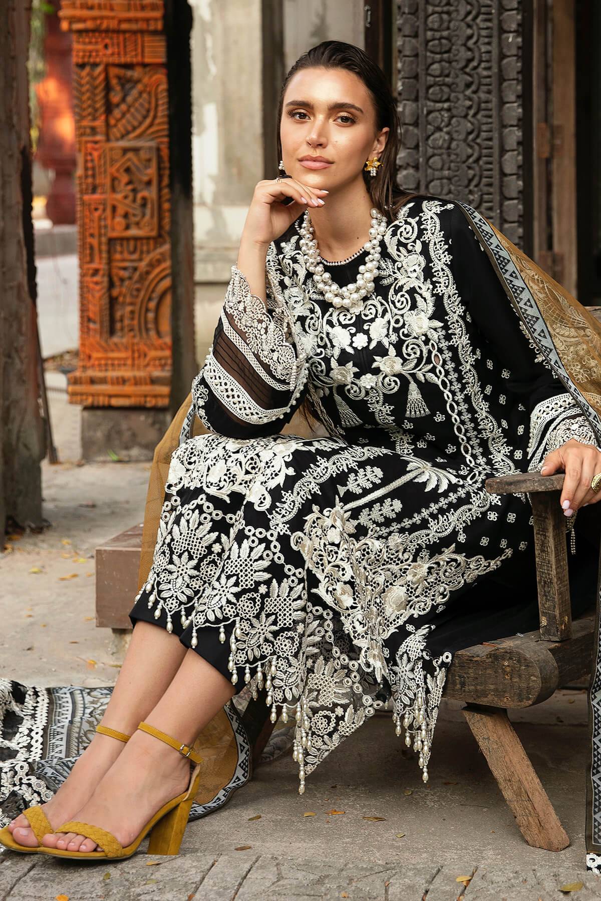 Imrozia Premium | Reve Luxury Lawn | S.L 63 Alma - Pakistani Designer Dress - by Imrozia Premium | Type: Luxury - 100% Original at Saira Sultan