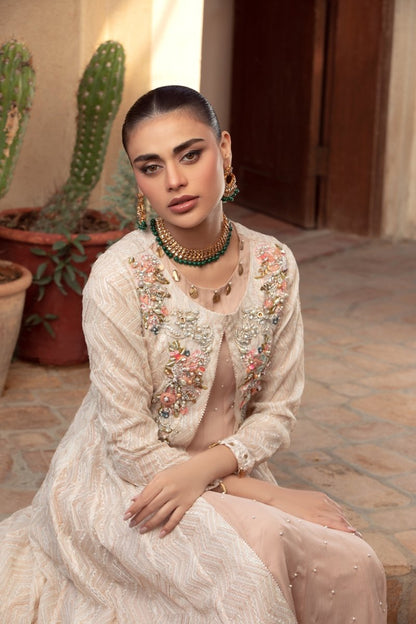 Panache | Pret | Ivory Buzz XL