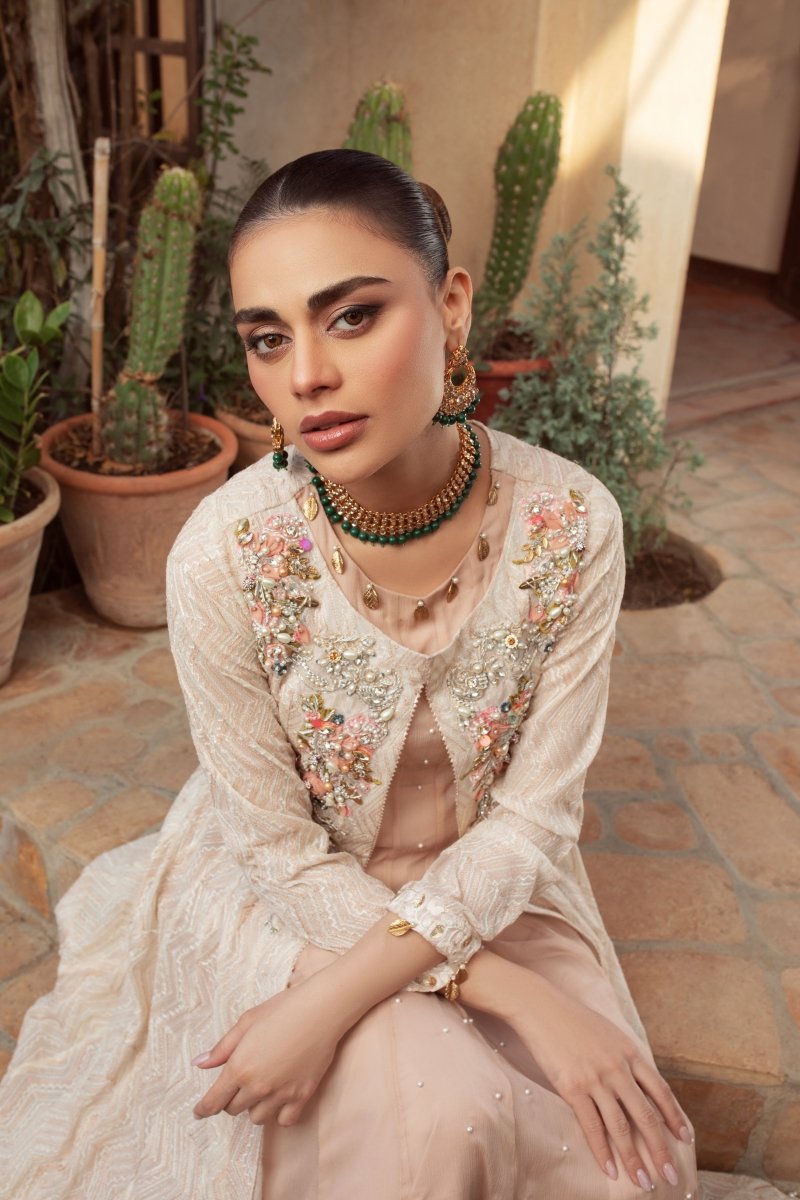 Panache | Pret | Ivory Buzz