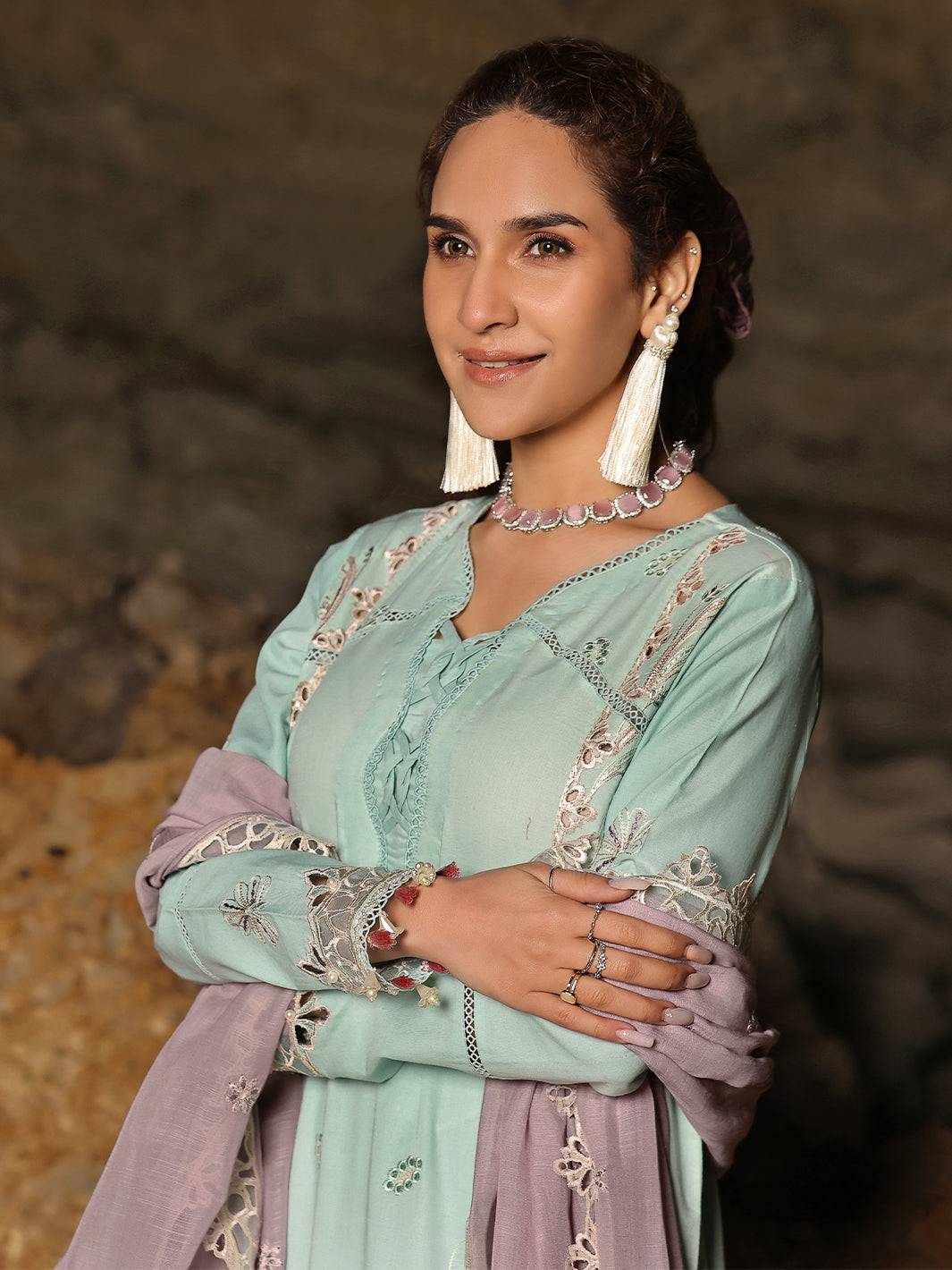 Izel | Saahil Signature Lawn 24 | ZAIB - Pakistani Designer Dress - by Izel | Type: Luxury - 100% Original at Saira Sultan