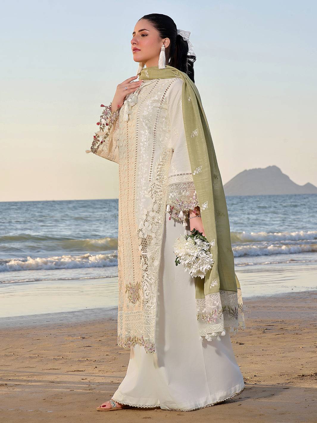 Izel | Saahil Signature Lawn 24 | FLOSSIE - Pakistani Designer Dress - by Izel | Type: Luxury - 100% Original at Saira Sultan