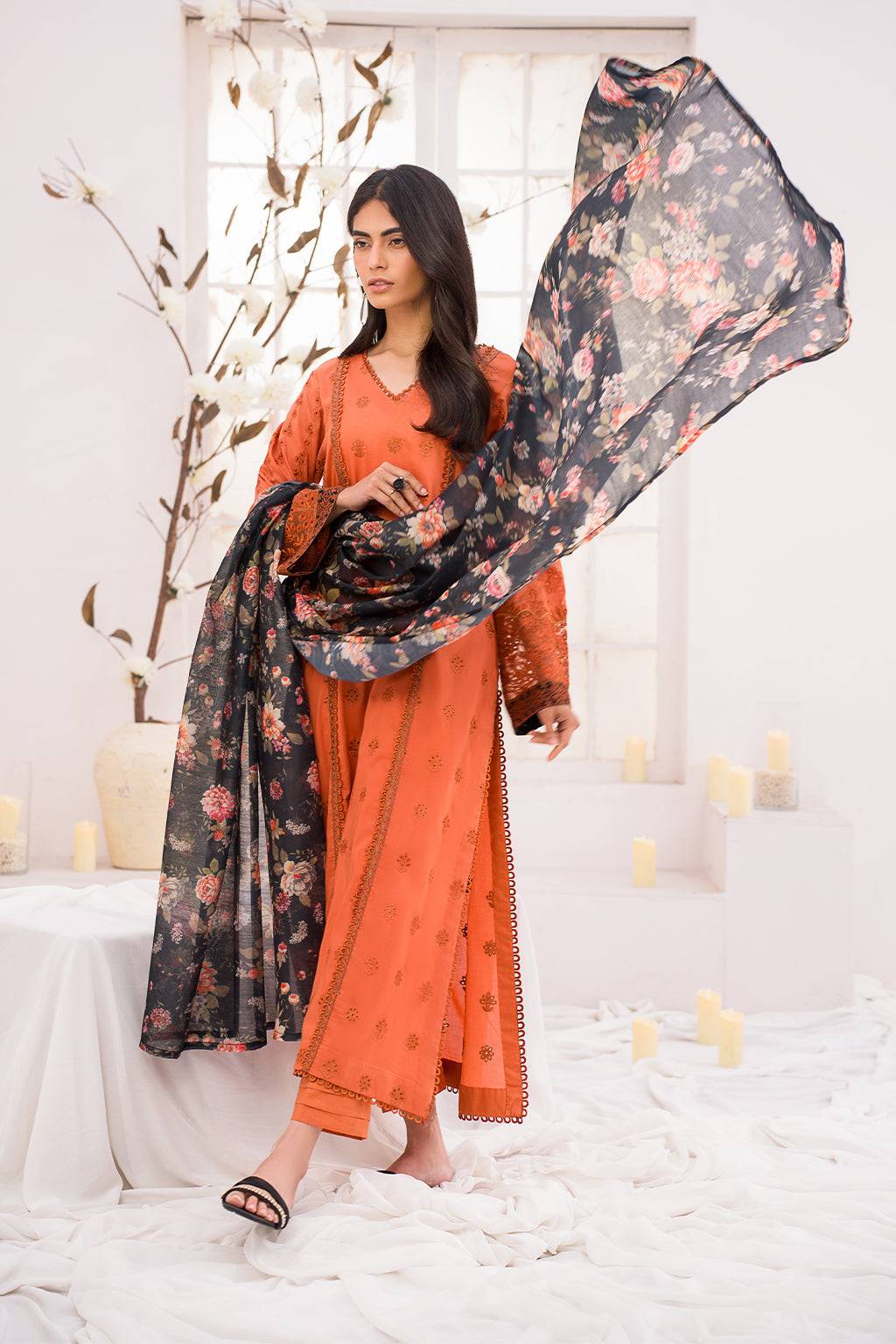 Iznik | Lawnkari 24 | UE-162 LEAFLET - Pakistani Designer Dress - by Iznik | Type: Formal - 100% Original at Saira Sultan