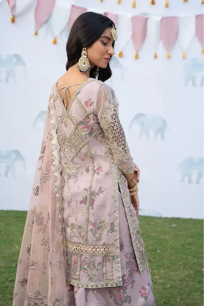 Iznik | Shendi Luxury Formals 23 | ISC-01 SAAHIRA - Pakistani Designer Dress - by Iznik | Type: Formal - 100% Original at Saira Sultan