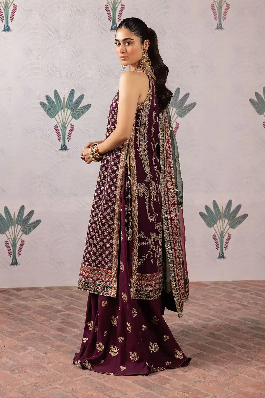 Iznik | Shendi Luxury Formals 23 | ISC-07 NAURATAAN - Pakistani Designer Dress - by Iznik | Type: Formal - 100% Original at Saira Sultan