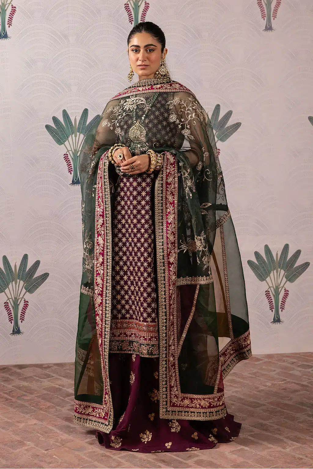 Iznik | Shendi Luxury Formals 23 | ISC-07 NAURATAAN - Pakistani Designer Dress - by Iznik | Type: Formal - 100% Original at Saira Sultan