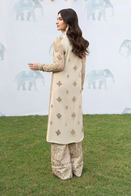 Iznik | Shendi Luxury Formals 23 | ISC-03 MAIYAA - Pakistani Designer Dress - by Iznik | Type: Formal - 100% Original at Saira Sultan