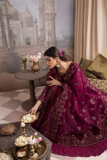 Iznik | Festive Velvet 23 | IV-33 MAHSA - Pakistani Designer Dress - by Iznik | Type: Formal - 100% Original at Saira Sultan