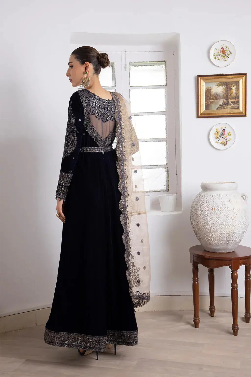 Iznik | Festive Velvet 23 | IV-35 SHAMS - Pakistani Designer Dress - by Iznik | Type: Formal - 100% Original at Saira Sultan
