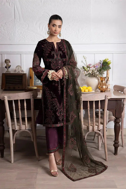 Iznik | Festive Velvet 23 | IV-30 AZITAH - Pakistani Designer Dress - by Iznik | Type: Formal - 100% Original at Saira Sultan