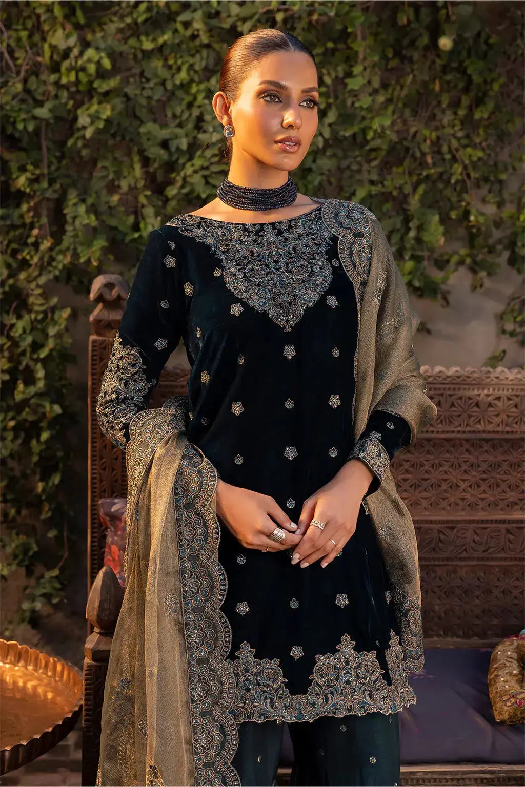 Iznik | Festive Velvet 23 | IV-34 DARYA - Pakistani Designer Dress - by Iznik | Type: Formal - 100% Original at Saira Sultan