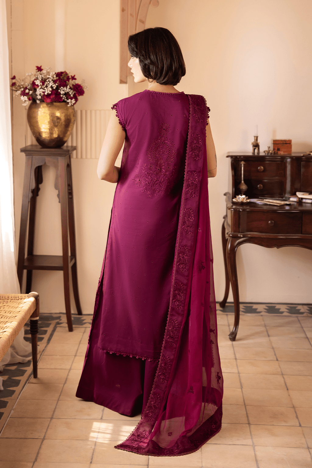 Iznik | Nani Ka Ghar | NKG-11 - Pakistani Designer Dress - by Iznik | Type: Luxury - 100% Original at Saira Sultan
