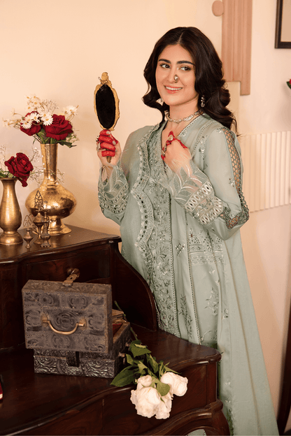 Iznik | Nani Ka Ghar | NKG-02 - Pakistani Designer Dress - by Iznik | Type: Luxury - 100% Original at Saira Sultan