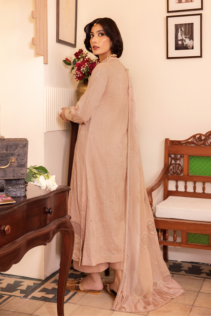 Iznik | Nani Ka Ghar | NKG-06 - Pakistani Designer Dress - by Iznik | Type: Luxury - 100% Original at Saira Sultan
