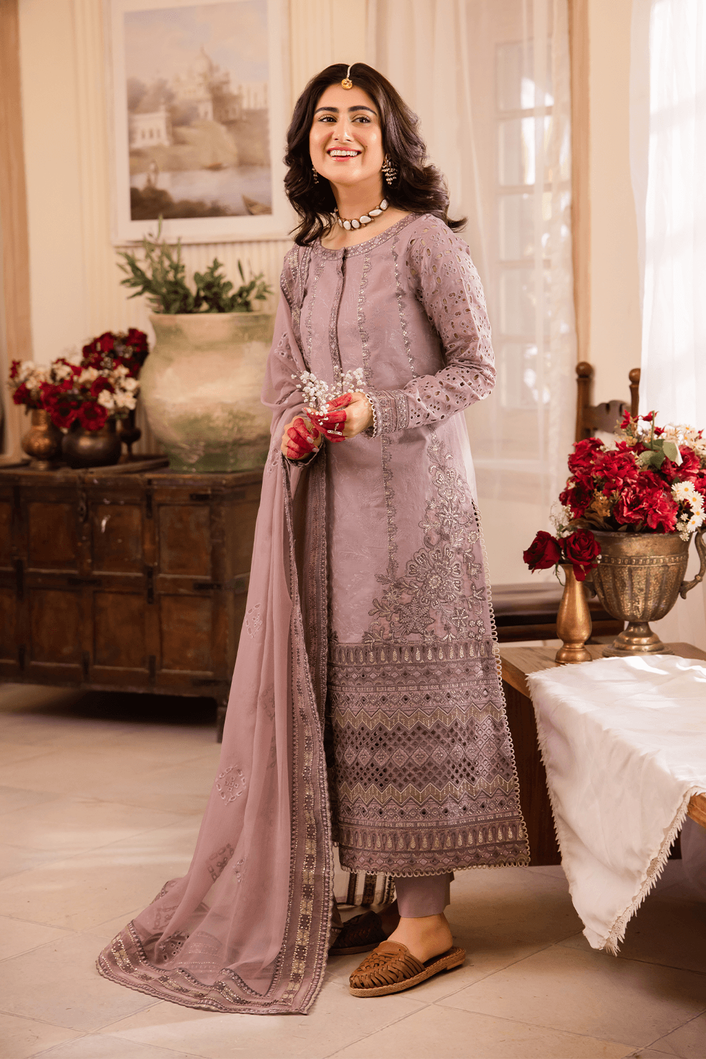 Iznik | Nani Ka Ghar | NKG-04 - Pakistani Designer Dress - by Iznik | Type: Luxury - 100% Original at Saira Sultan