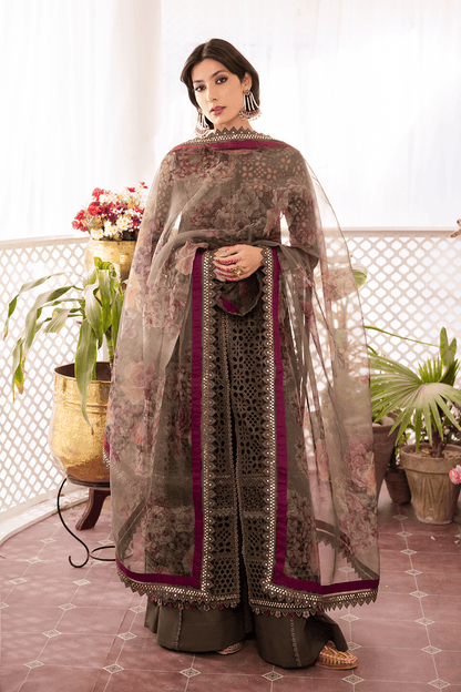 Iznik | Nani Ka Ghar | NKG-10 - Pakistani Designer Dress - by Iznik | Type: Luxury - 100% Original at Saira Sultan