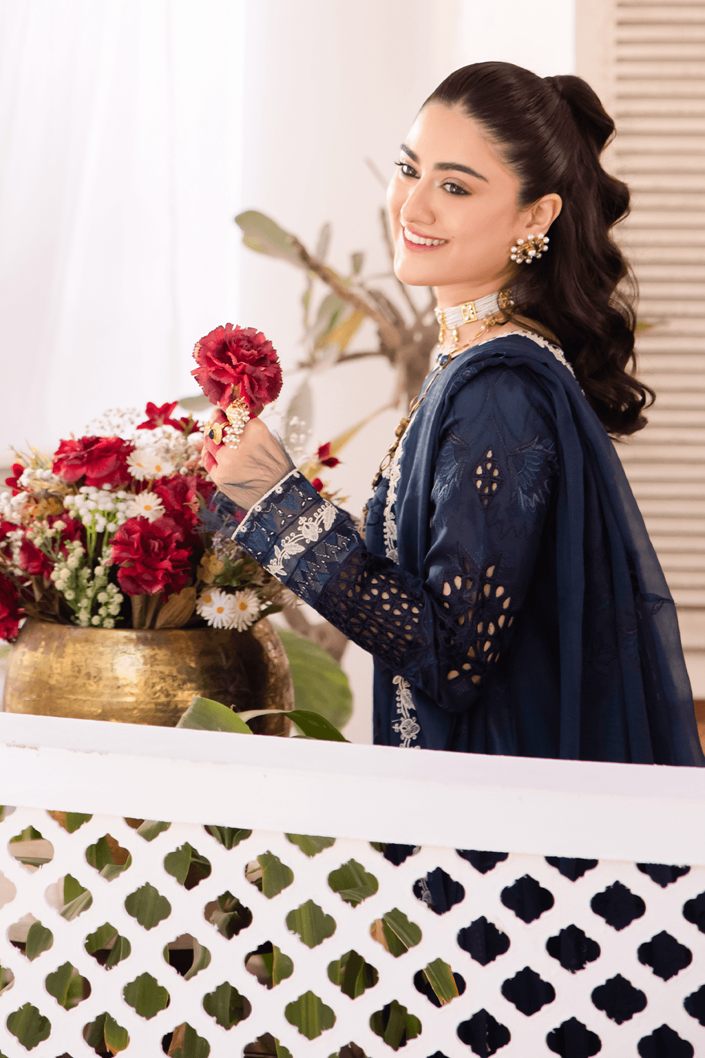 Iznik | Nani Ka Ghar | NKG-03 - Pakistani Designer Dress - by Iznik | Type: Luxury - 100% Original at Saira Sultan