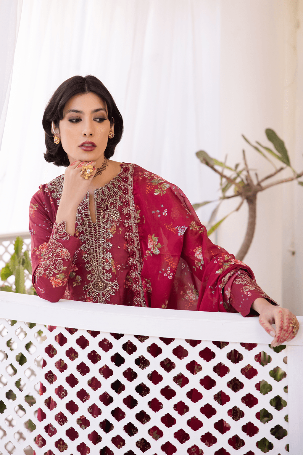 Iznik | Nani Ka Ghar | NKG-09 - Pakistani Designer Dress - by Iznik | Type: Luxury - 100% Original at Saira Sultan