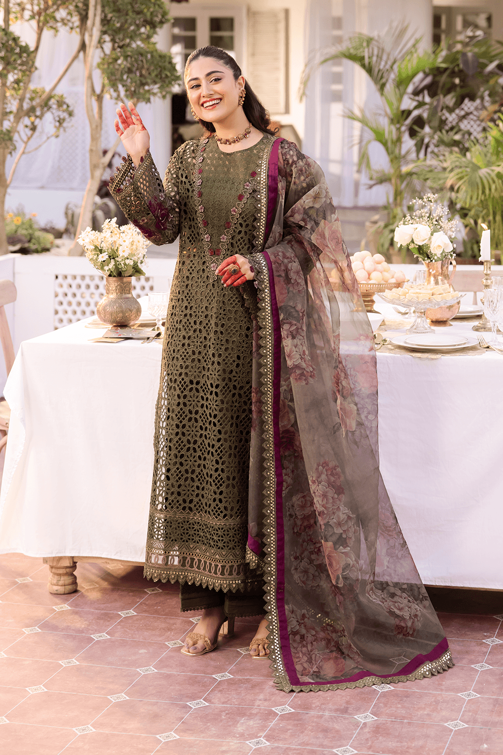 Iznik | Nani Ka Ghar | NKG-10 - Pakistani Designer Dress - by Iznik | Type: Luxury - 100% Original at Saira Sultan