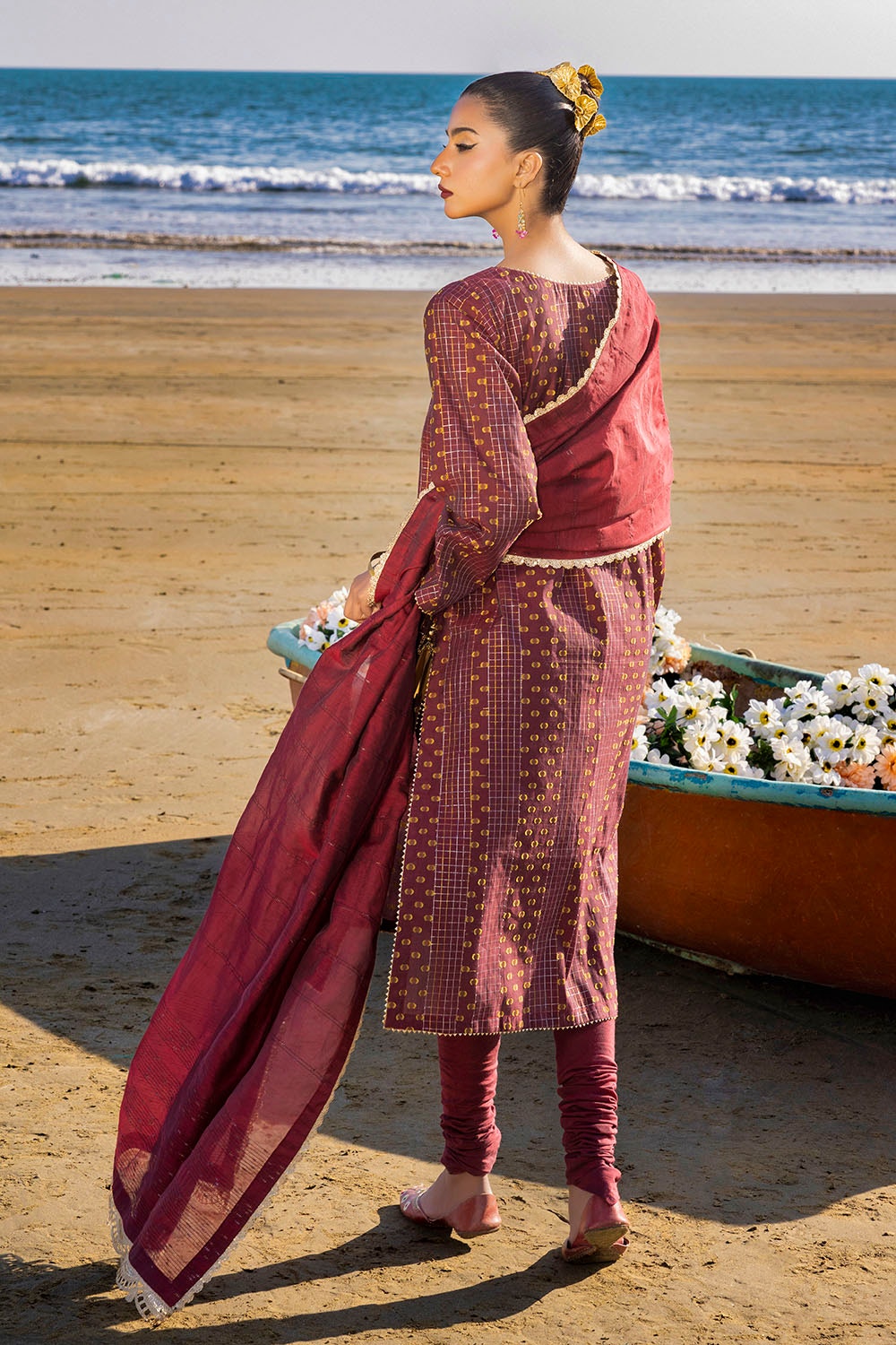 Gul Ahmed | Taara 25 | MJ-42038 S Maroon Jacquard