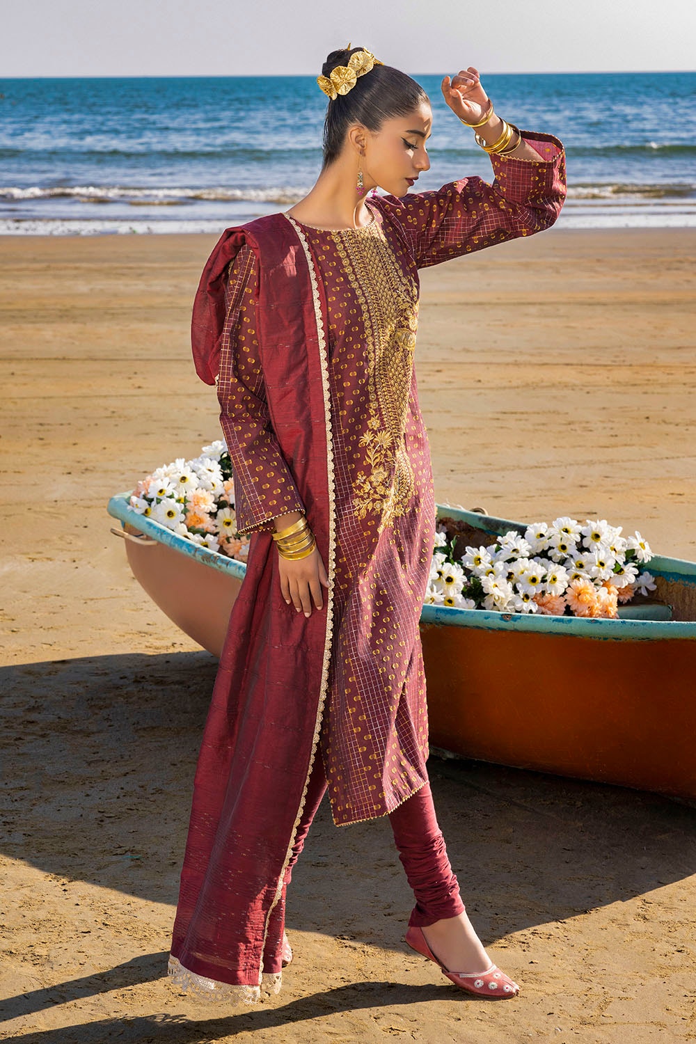 Gul Ahmed | Taara 25 | MJ-42038 L Maroon Jacquard