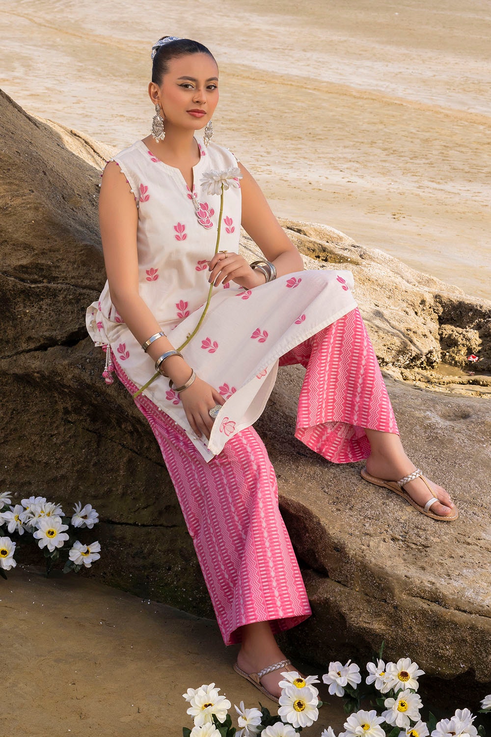 Gul Ahmed | Taara 25 | JT-42012 L White Jacquard