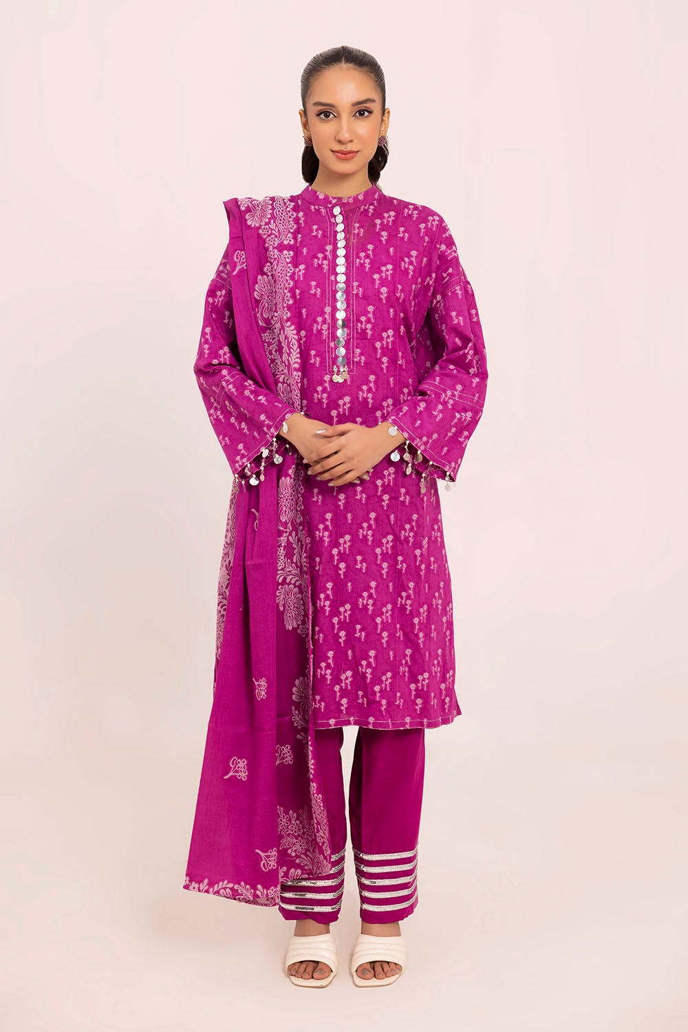 Gul Ahmed | Taara 25 |JD-42010 XS Magenta Jacquard