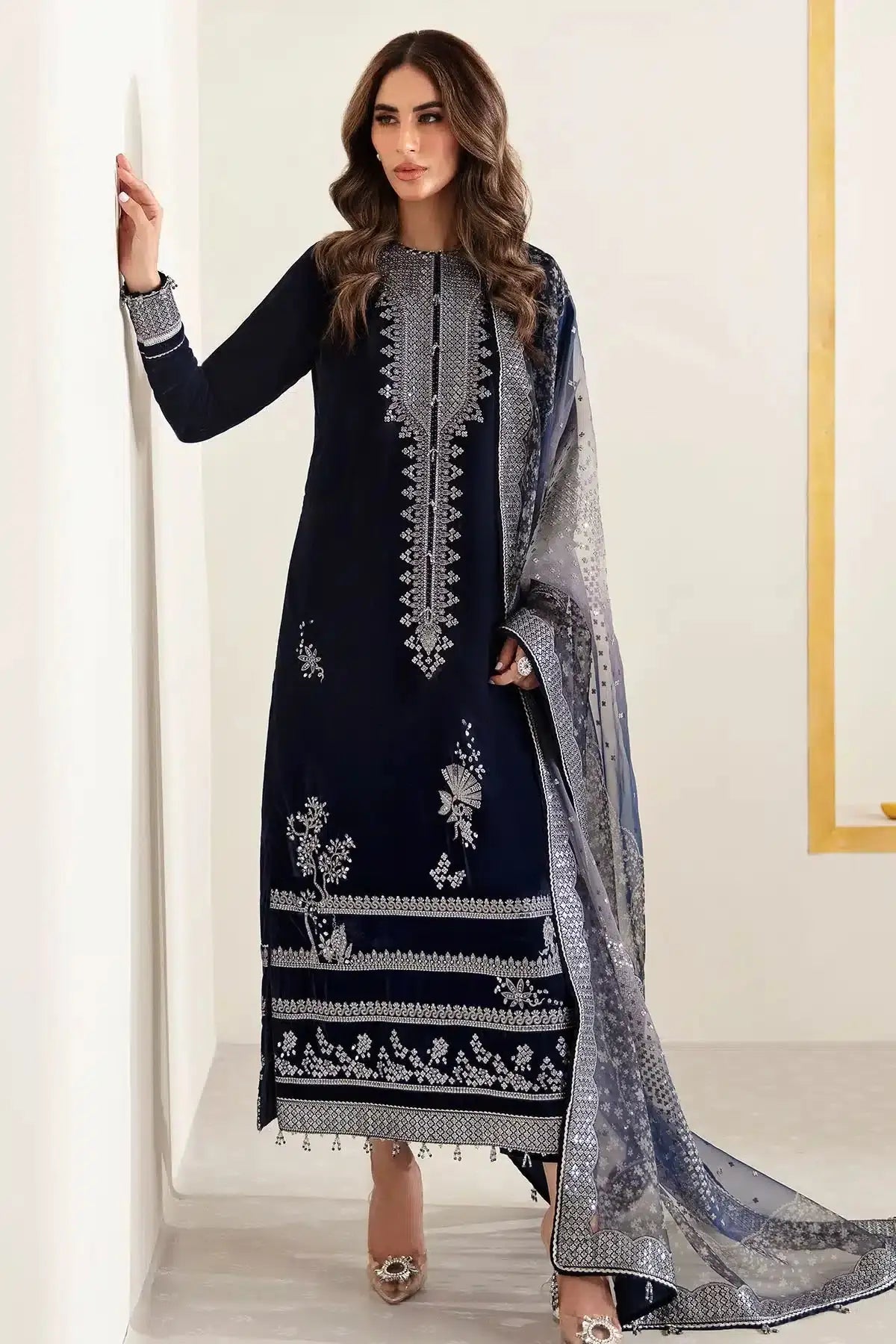 Jazmin | Velvet 23 | VF-2007 - Pakistani Designer Dress - by Jazmin | Type: Formal - 100% Original at Saira Sultan