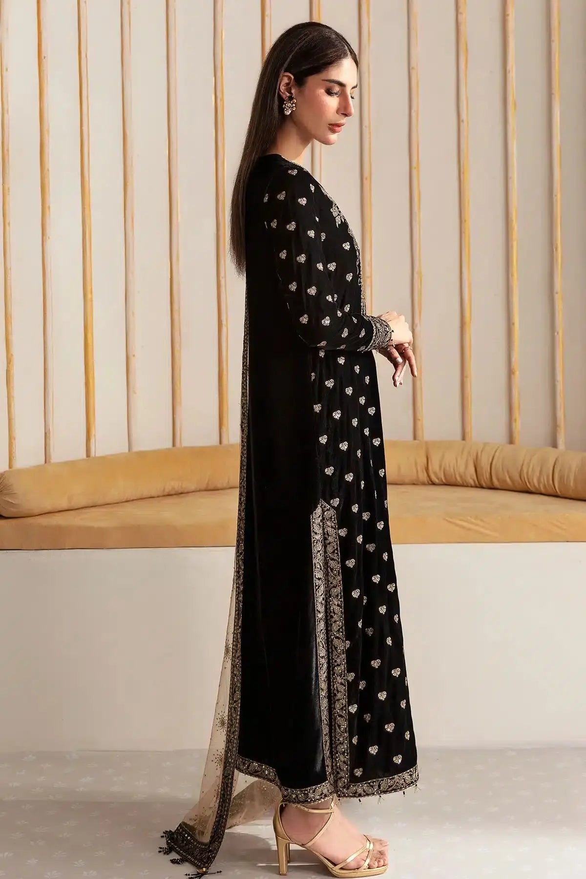 Jazmin | Velvet 23 | VF-2014 - Pakistani Designer Dress - by Jazmin | Type: Formal - 100% Original at Saira Sultan