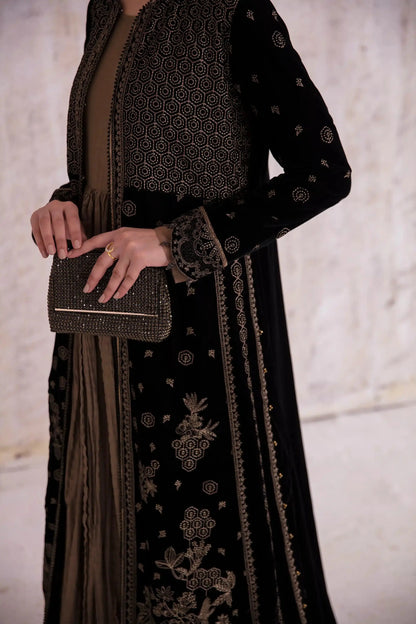 Jazmin | Velvet 23 | VF-2001 - Pakistani Designer Dress - by Jazmin | Type: Formal - 100% Original at Saira Sultan