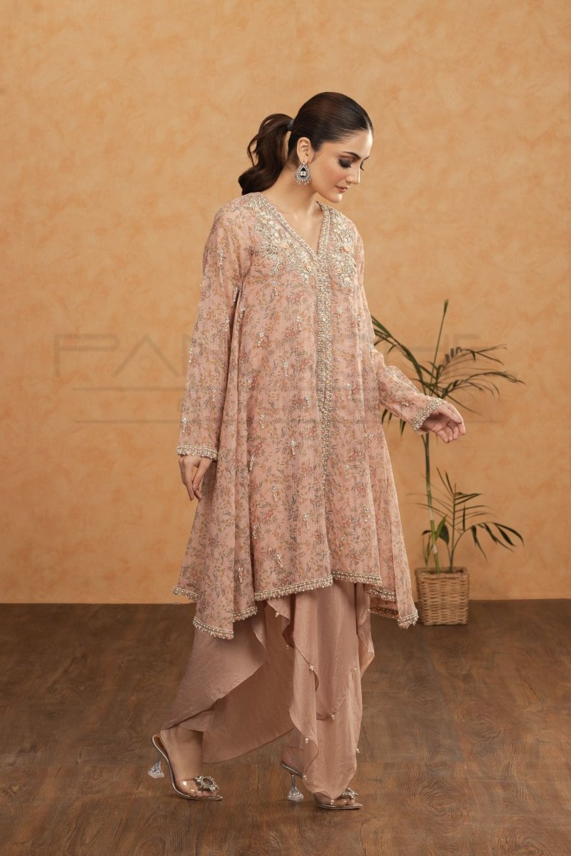 Panache | Pret | Pink Chai M
