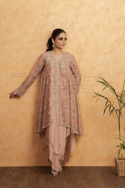 Panache | Pret | Pink Chai L