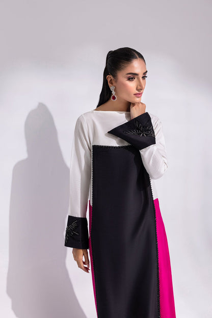 Amani | Aira Festive Wear | LYRA Floor-Length Color Block Kaftan in Raw Silk - Pakistani Designer Dress - by Amani - Type : Ladies Clothes - 100% Original at Saira Sultan