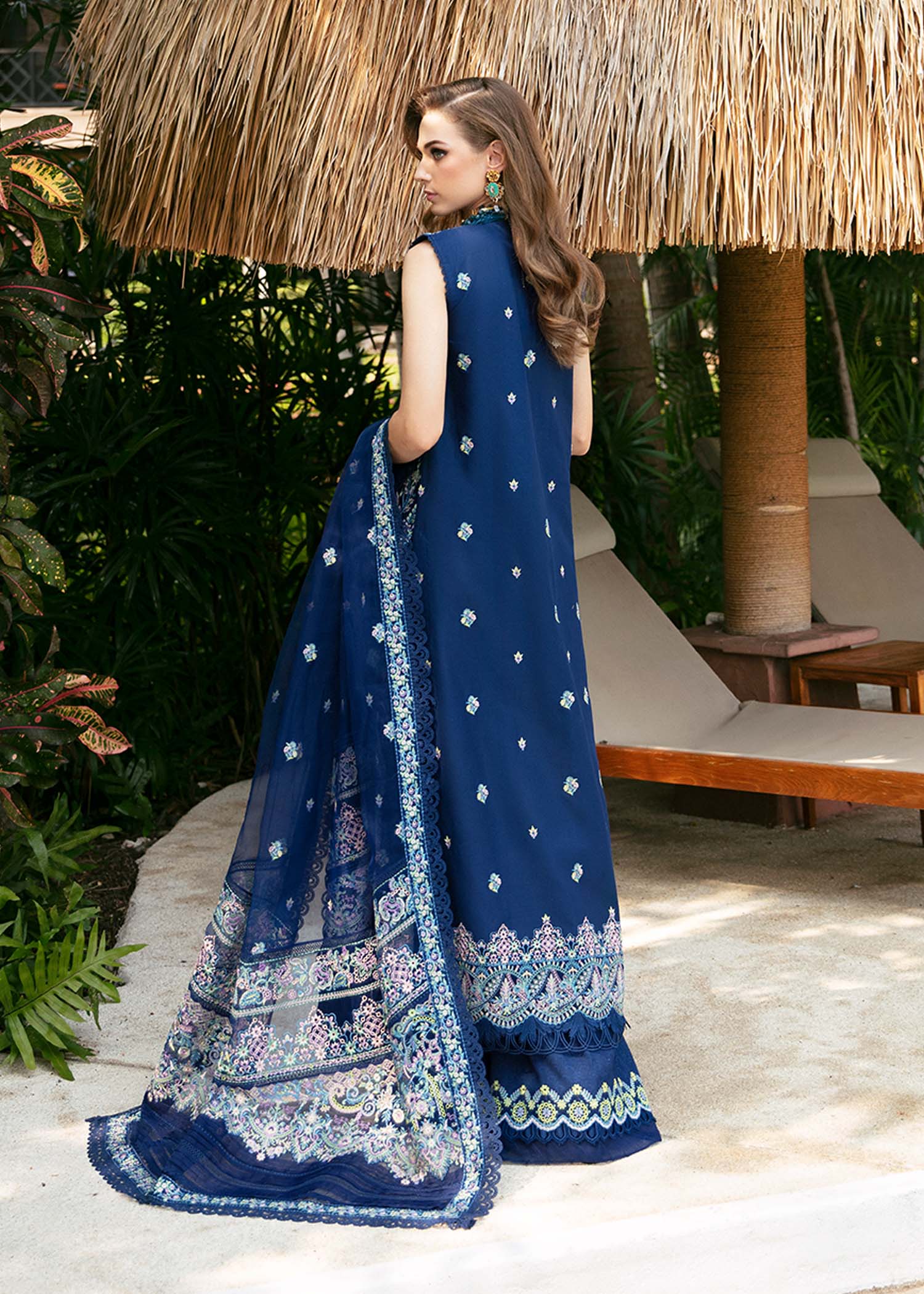 Kanwal Malik | Sareen Luxury Lawn 24 | Rohma - Pakistani Designer Dress - by Kanwal Malik | Type: Luxury - 100% Original at Saira Sultan