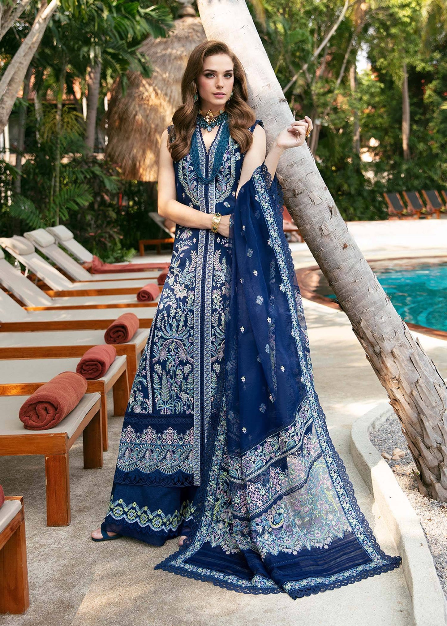 Kanwal Malik | Sareen Luxury Lawn 24 | Rohma - Pakistani Designer Dress - by Kanwal Malik | Type: Luxury - 100% Original at Saira Sultan