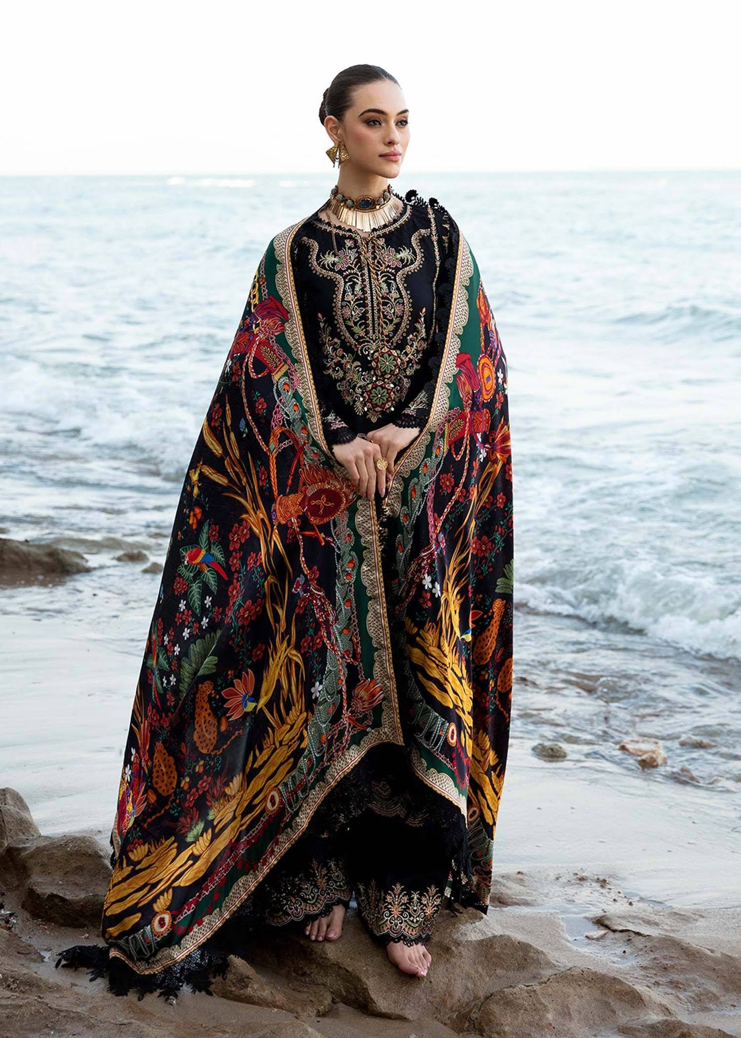 Kanwal Malik | Sareen Luxury Lawn 24 | Gloria - Pakistani Designer Dress - by Kanwal Malik | Type: Luxury - 100% Original at Saira Sultan