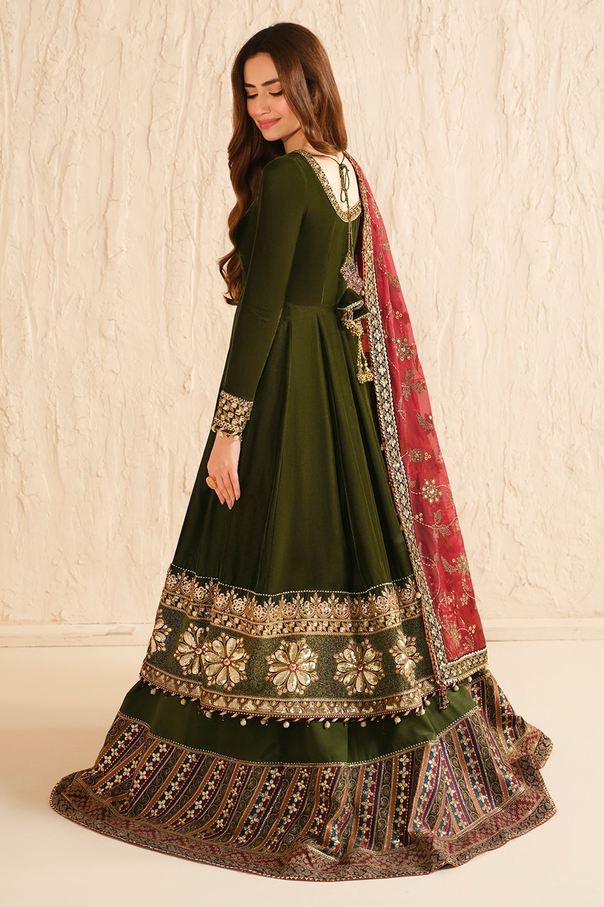 Jazmin | Velvet Edit 24 | Velvet Formal  VF-2036 - Pakistani Designer Dress - by Jazmin | Type: Formal - 100% Original at Saira Sultan