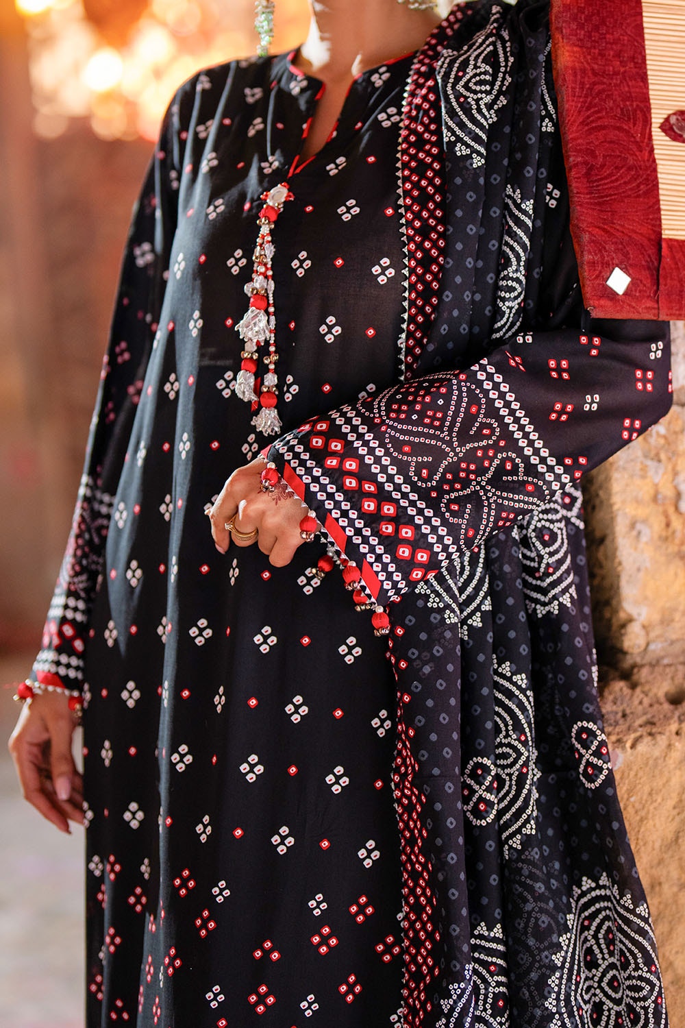 Gul Ahmed | Chunri Lawn 25 | CL-52171 A M Black Lawn