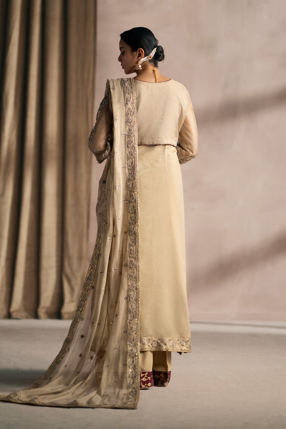 Maryum N Maria | Luna Formals | LIARA M Sand Zari Net